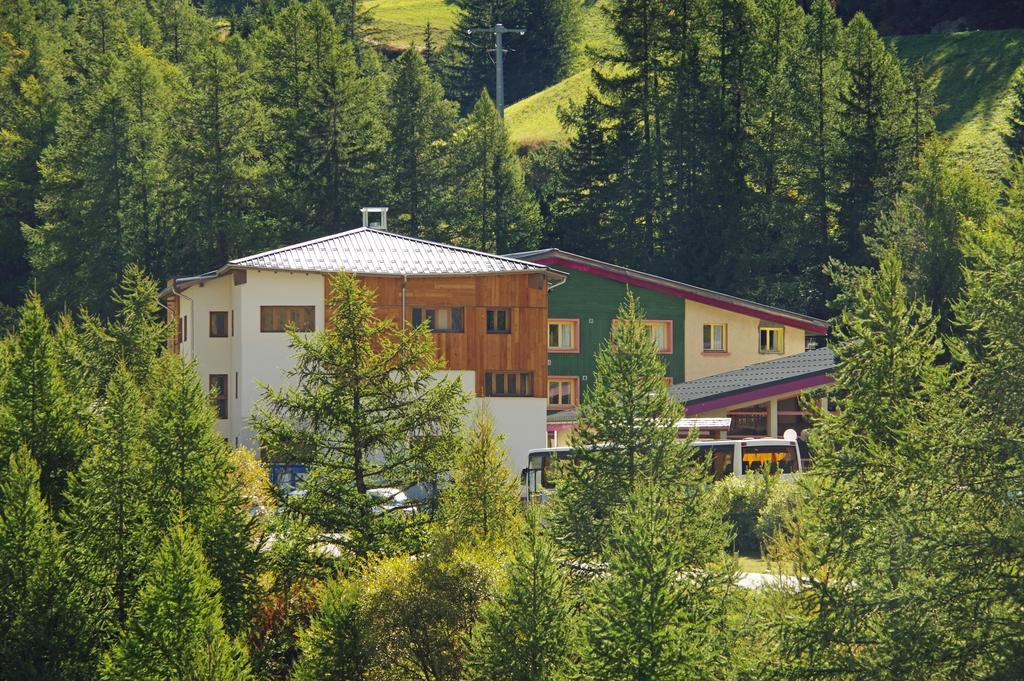 Cis-Ethic Etapes De Val Cenis Hotel Lanslebourg-Mont-Cenis Exterior photo